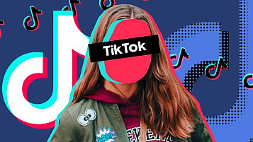 girl with tik-tok on face