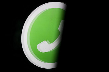 whatsapp logo curved